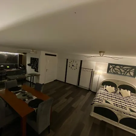 Diamona Lux 1 Apartmán *