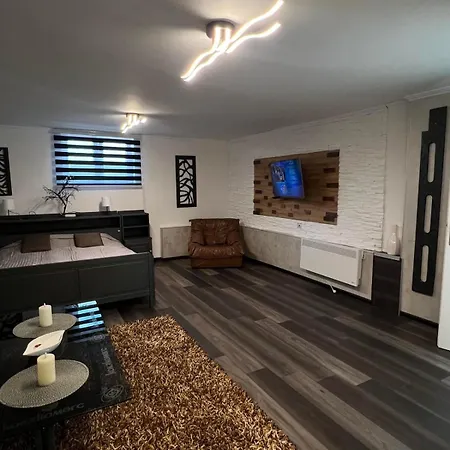 Diamona Lux 1 * Donja Toponica